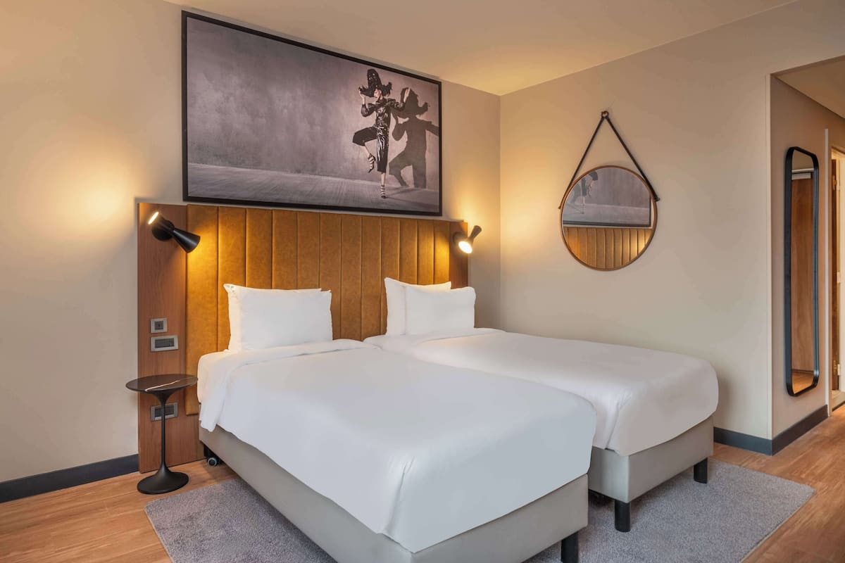 1 bedroom, hypo-allergenic bedding, in-room safe, desk