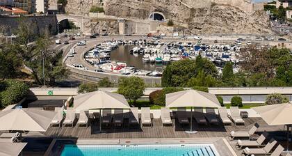 Radisson Blu Hotel, Marseille Vieux Port