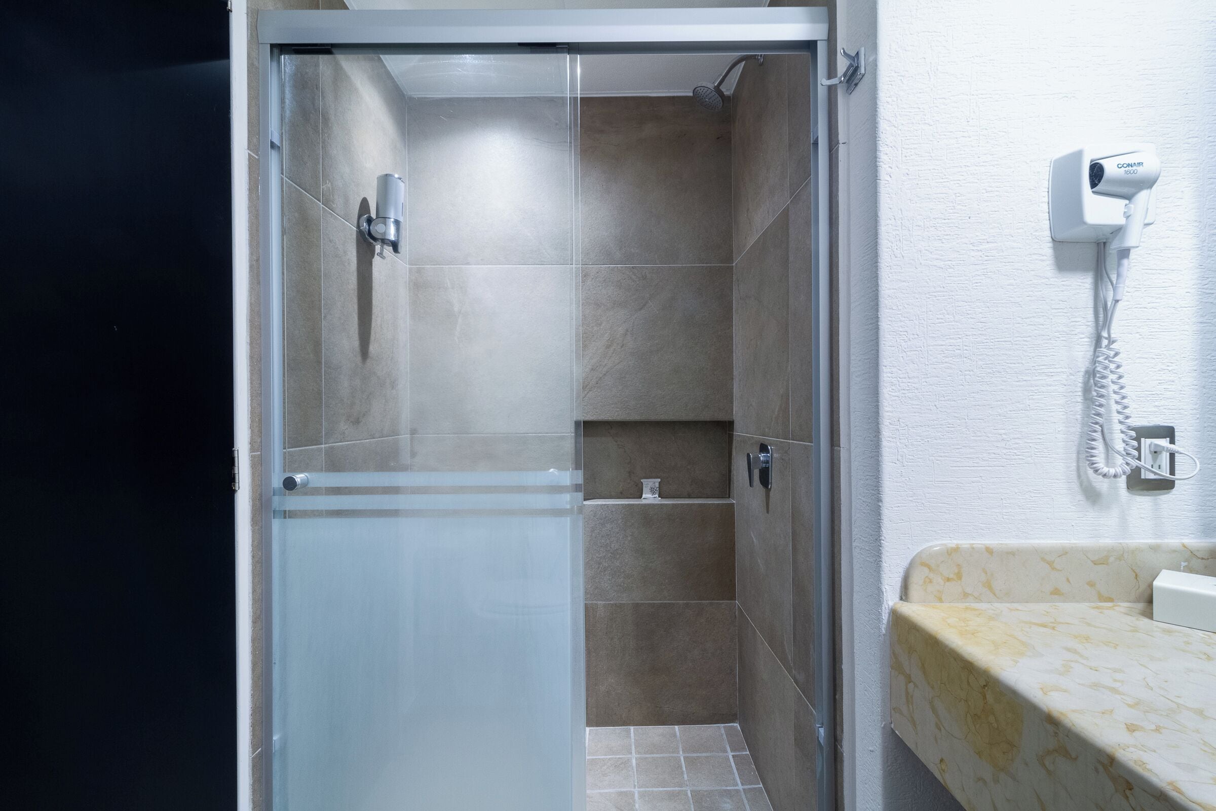 Foto - Mesón Ejecutivo Guadalajara Minerva - Av México