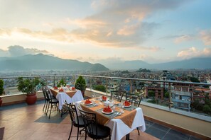 Rooftop terrace - Hotel Moonlight (Kathmandu)