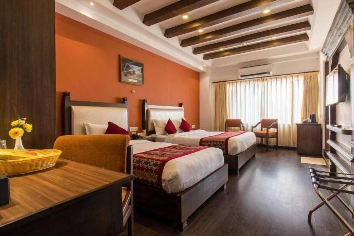 Ropa de cama de alta calidad, colchones con efecto memoria y minibar