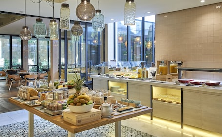 Desayuno buffet incluido todos los días