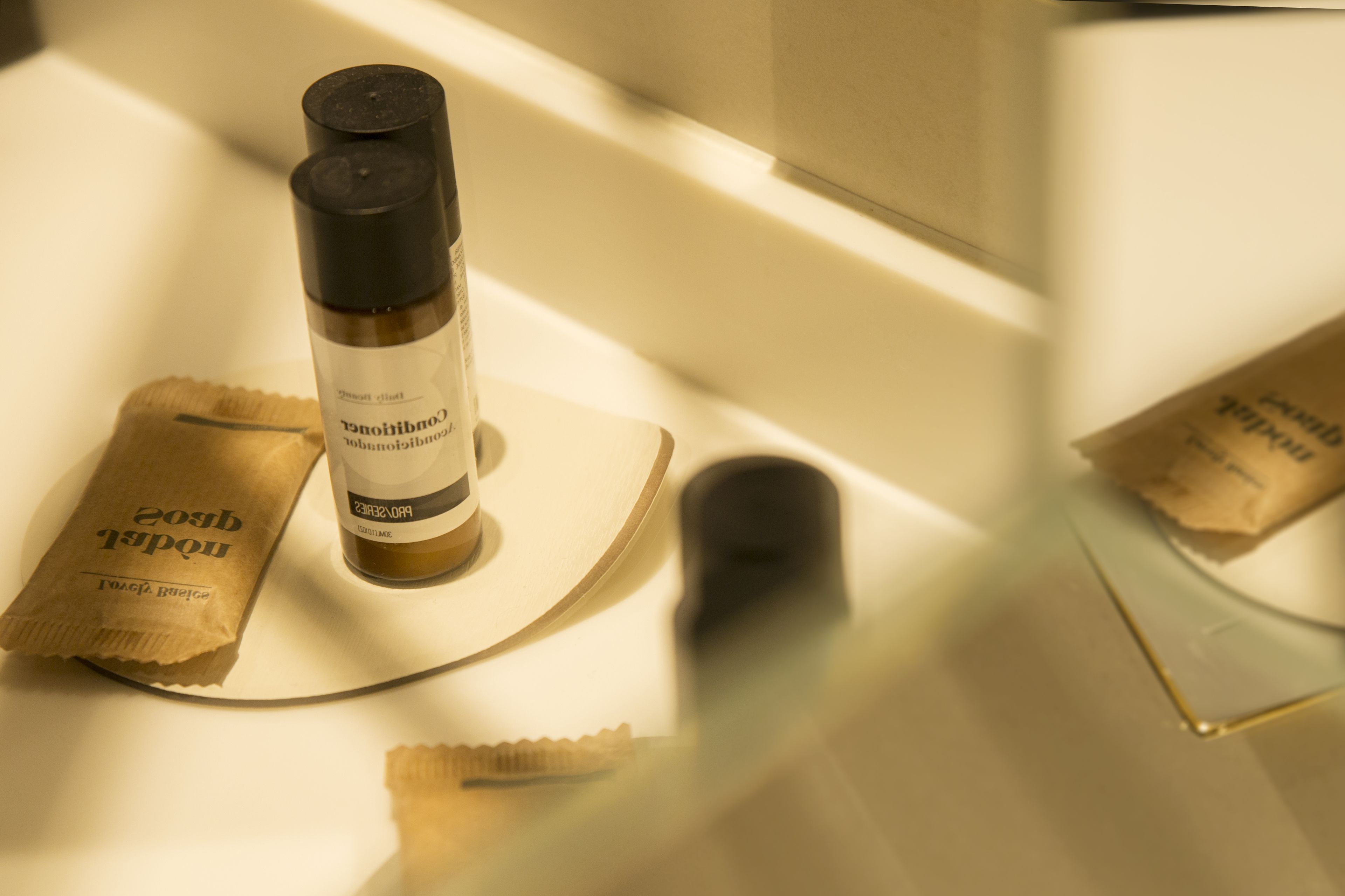 basic double room | bathroom | shower, free toiletries, hair dryer, towels