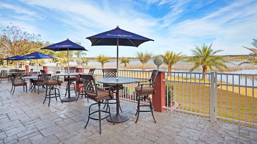 Holiday Inn Hotel & Suites Beaufort at Highway 21 by IHG