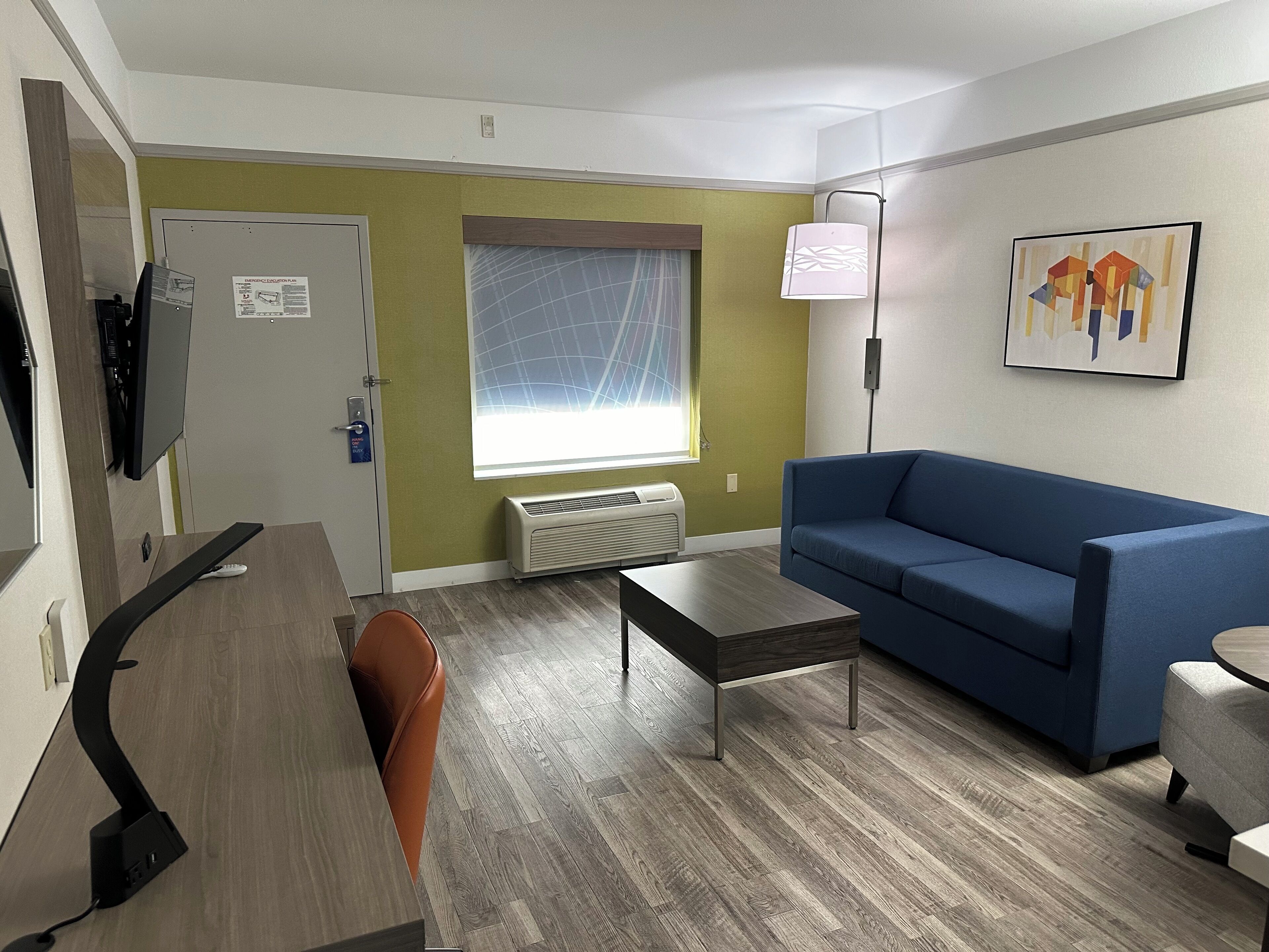 1-inch tv with satellite channels