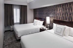 Pillow-top beds, desk, laptop workspace, iron/ironing board - SpringHill Suites by Marriott Portland Vancouver (Vancouver)