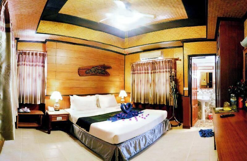 Premium bedding, bed sheets
