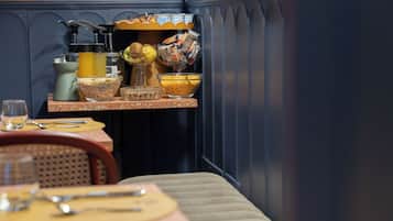 Desayuno buffet incluido todos los días