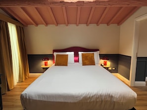 Suite, 1 Bedroom | Memory foam beds, minibar, in-room safe, individually decorated - JOIVY Together Florence Secret Nest (Florence)