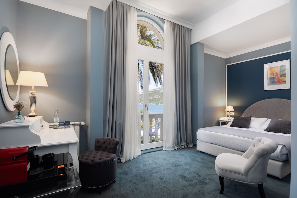 Superior Double Room with Seaside Balcony | Premium bedding, minibar, in-room safe, laptop workspace