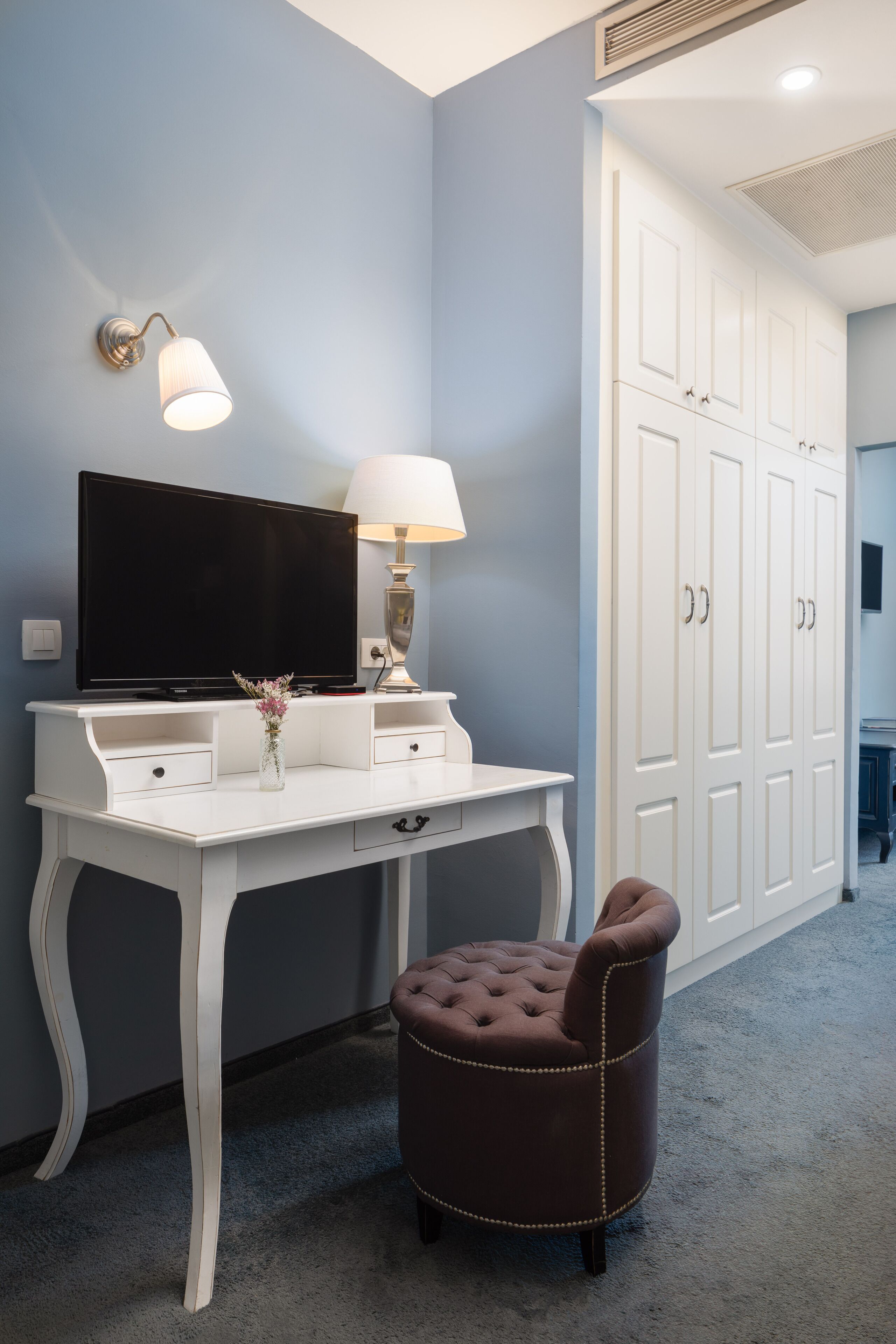 luxury suite, seaside | 1 bedroom, premium bedding, minibar, in-room safe