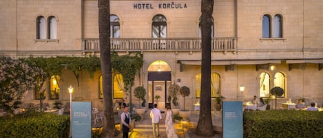 Entrée de l’hébergement