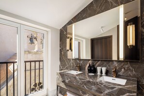 Chambre Supérieure Double ou avec lits jumeaux | Salle de bain