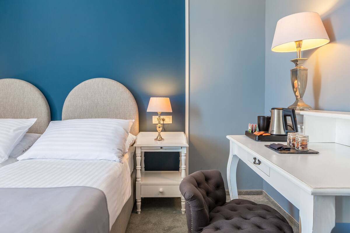 comfort double room, seaside | 1 bedroom, premium bedding, minibar, in-room safe