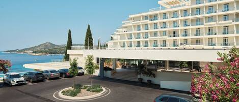 Overnatningsstedets indgangsparti