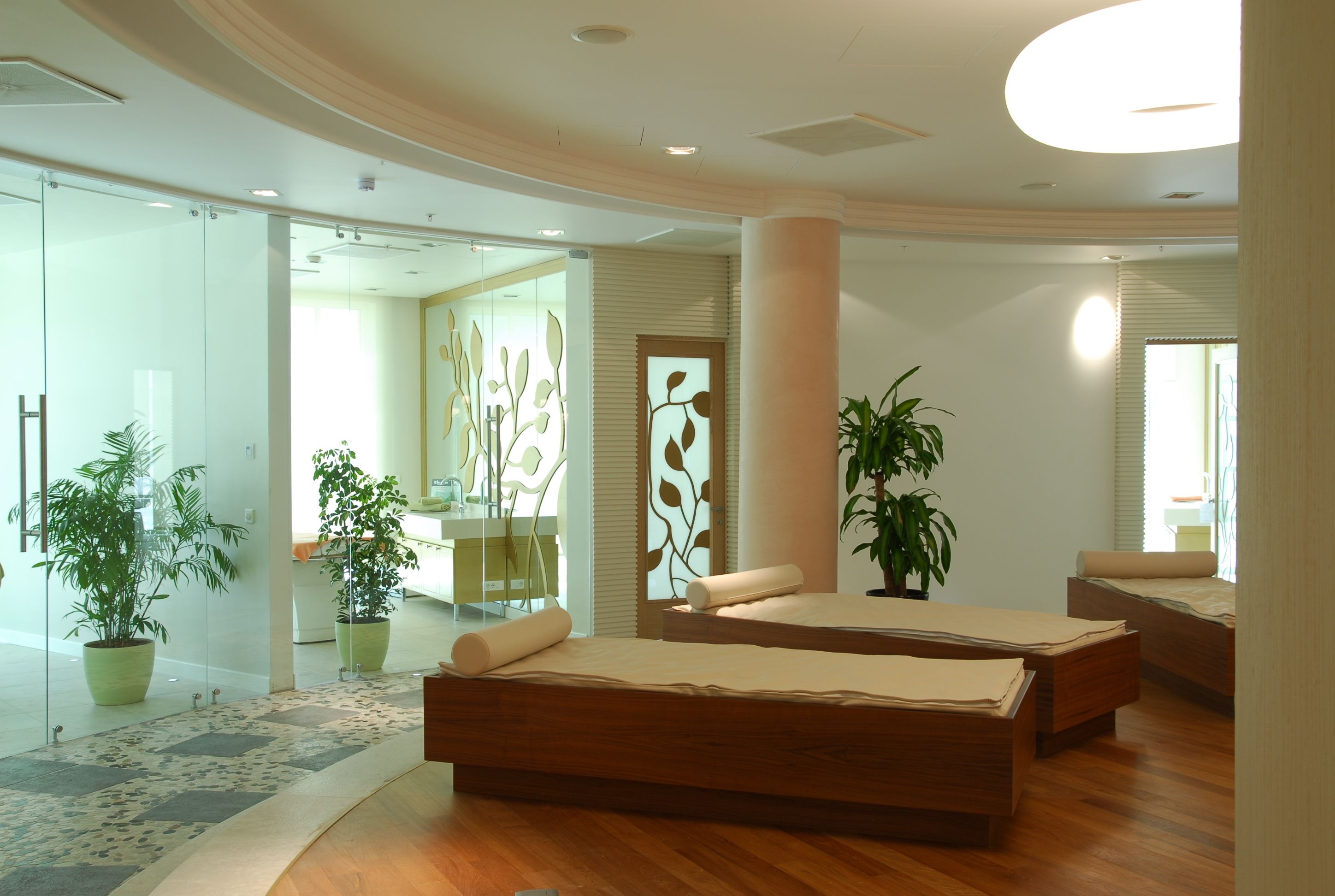 couples treatment room(s), sauna, body treatments, aromatherapy
