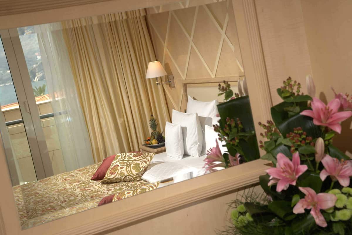 1 bedroom, premium bedding, minibar, in-room safe