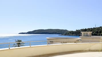 Suite Deluxe (Wellness) | Vue sur la plage/lâocĂ©an