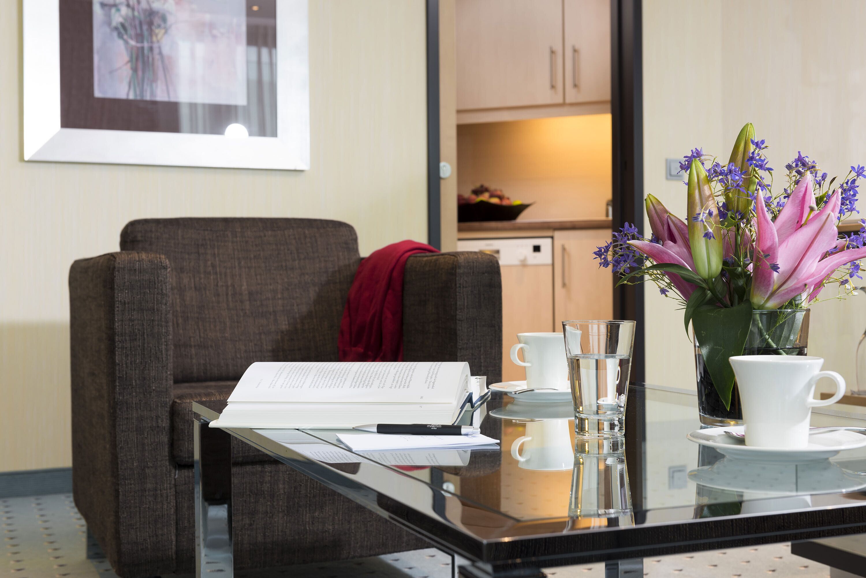 master suite | living area | flat-screen tv