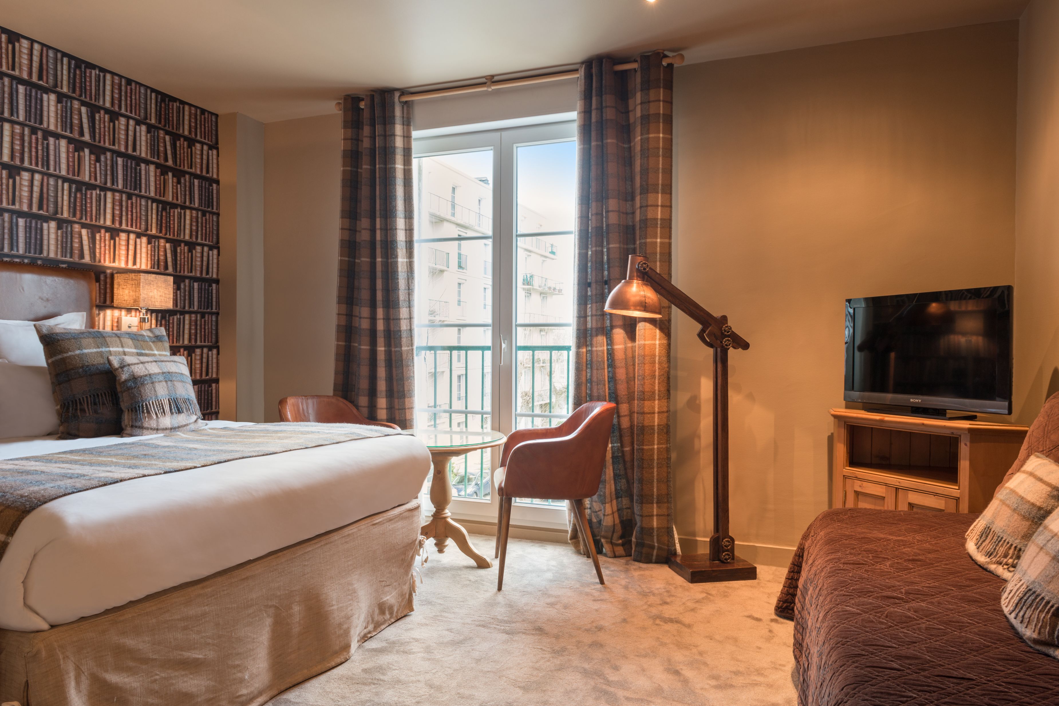 privilege room | premium bedding, pillow-top beds, in-room safe, desk