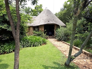 Summer Place King | 1 室のベッドルーム、高級寝具、ミニバーのアイテム (無料)、セーフティボックス (室内)