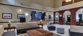 Holiday Inn Express & Suites Allentown West by IHG