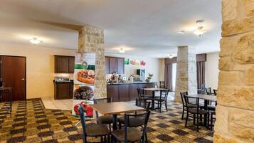 Free daily buffet breakfast