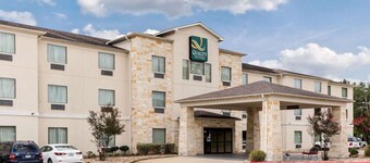 Quality Suites Huntsville Near University