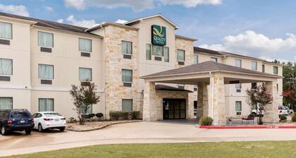 Quality Suites Huntsville Near University