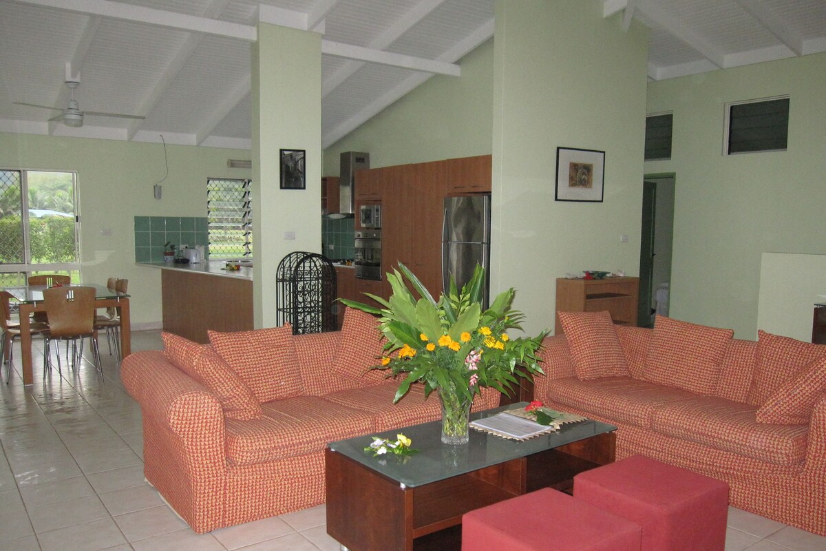 Khu phòng khách
