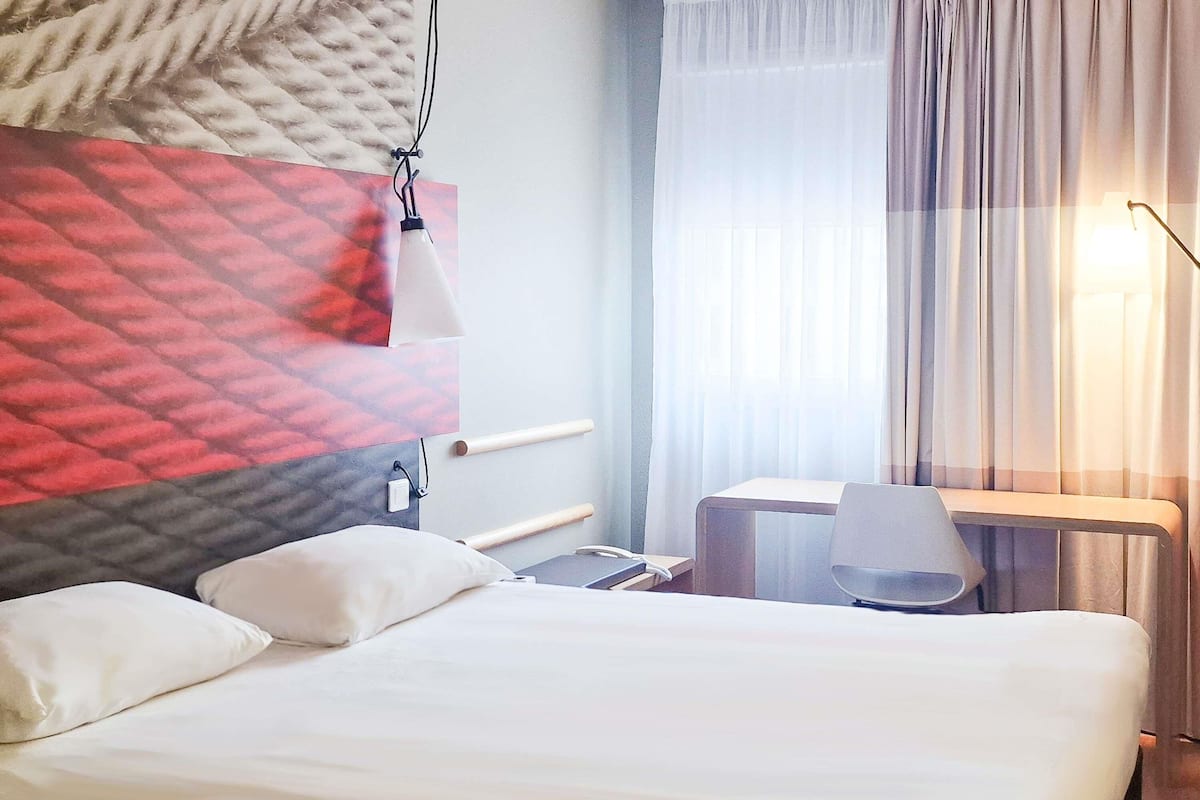 Standard Room, 1 Double Bed