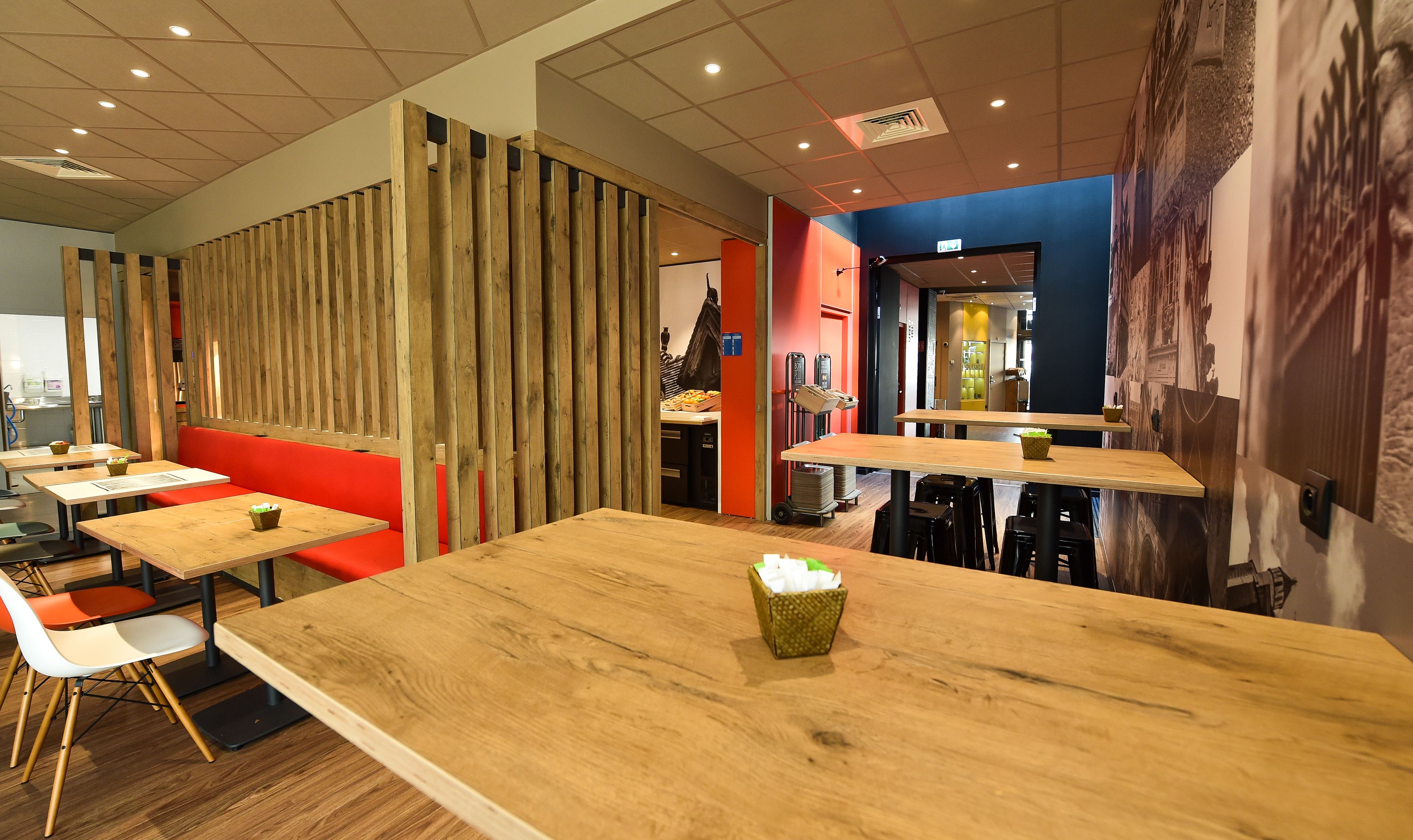 daily buffet breakfast (eur 12.90 per person)