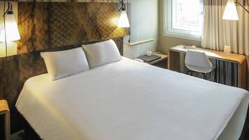 Kamar Standar, 1 Tempat Tidur Double | Seprai premium, brankas, dan dilengkapi dengan perabotan berbeda-beda