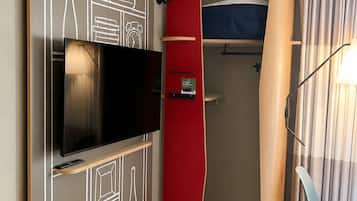 Standard Room, 2 Twin Beds | Premium bedding, in-room safe, individually furnished, desk