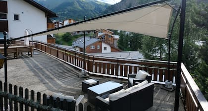 Artist Apartments & Hotel Garni