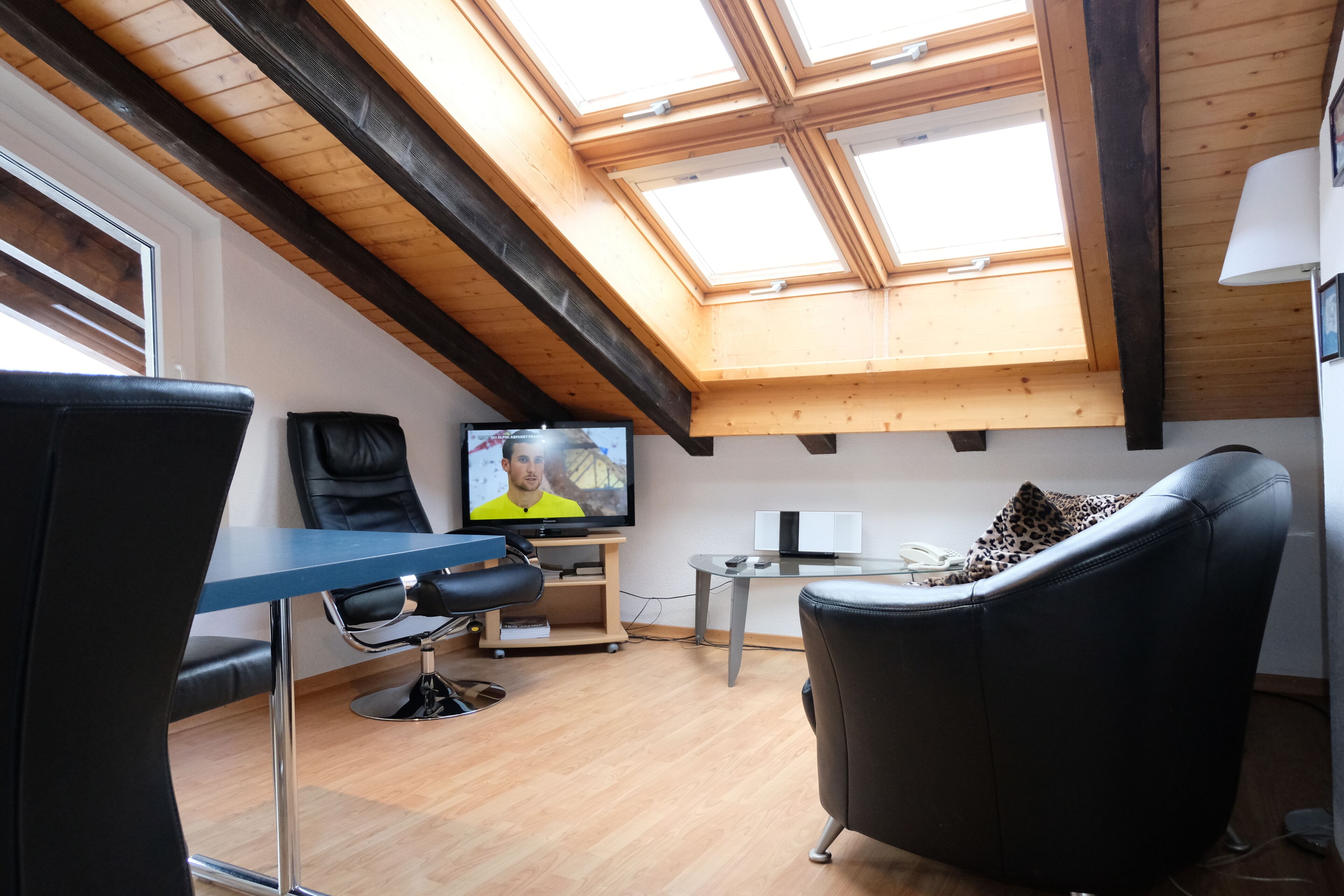 superior apartment, balcony (4 beds) | living area | 80-cm flat-screen tv with cable channels, tv