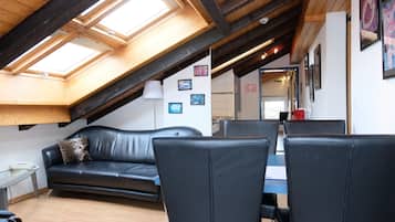 Superior Apartment, Balcony (4 beds) | Living area | 80-cm flat-screen TV with cable channels, TV