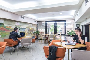 Lounge - Metropol (Larissa)