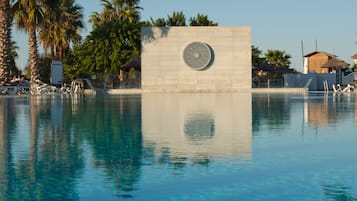 2 indoor pools, 3 outdoor pools, open open 24 hours, pool umbrellas