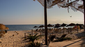 Private beach, white sand, windsurfing, beach volleyball - Seabel Alhambra Beach Golf & Spa (Port El Kantaoui)