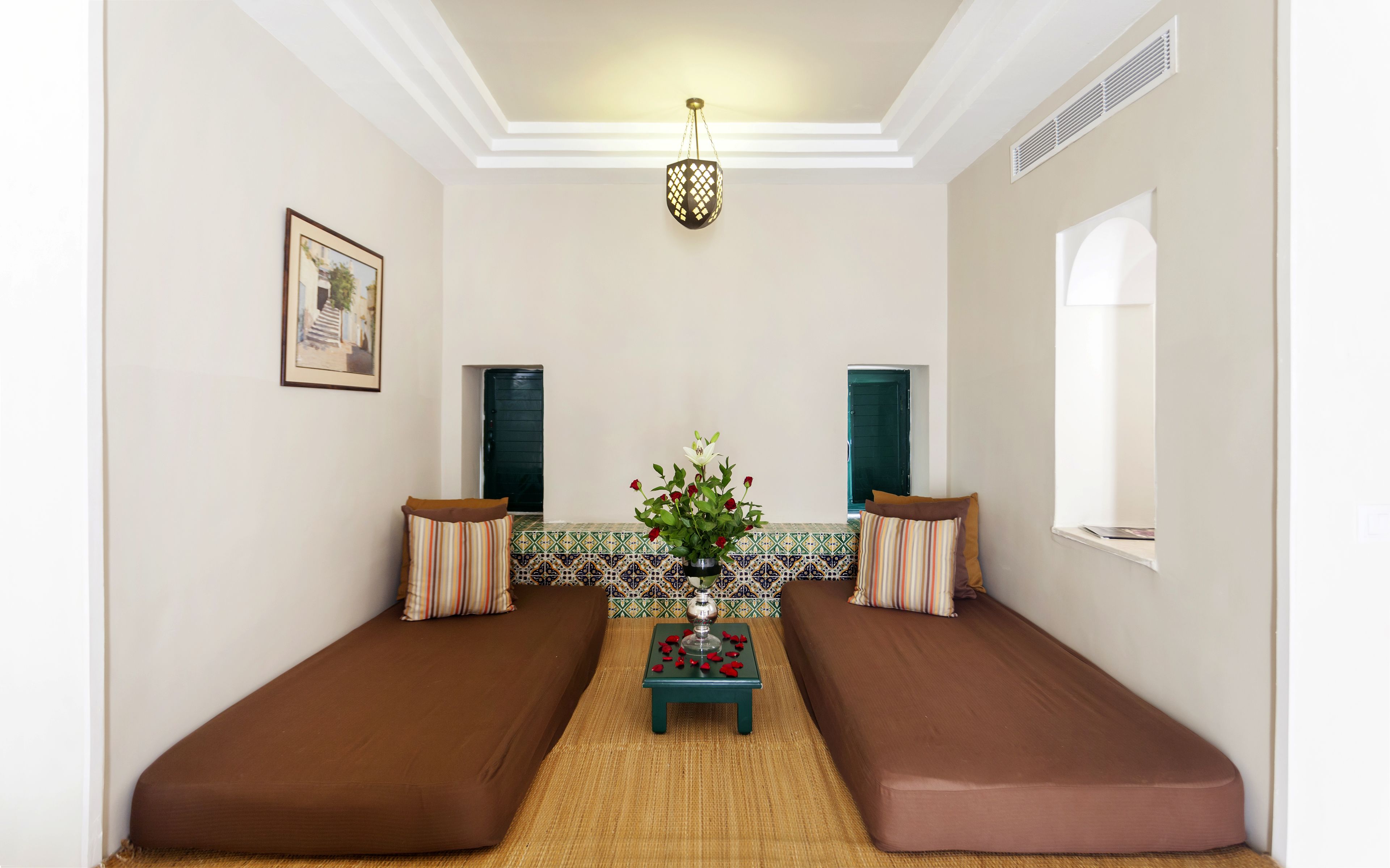 premium bedding, in-room safe, blackout curtains, soundproofing