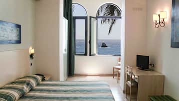 Chambre Supérieure Double ou avec lits jumeaux, vue mer