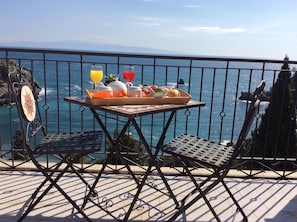 Chambre Deluxe Double ou avec lits jumeaux, terrasse, vue mer