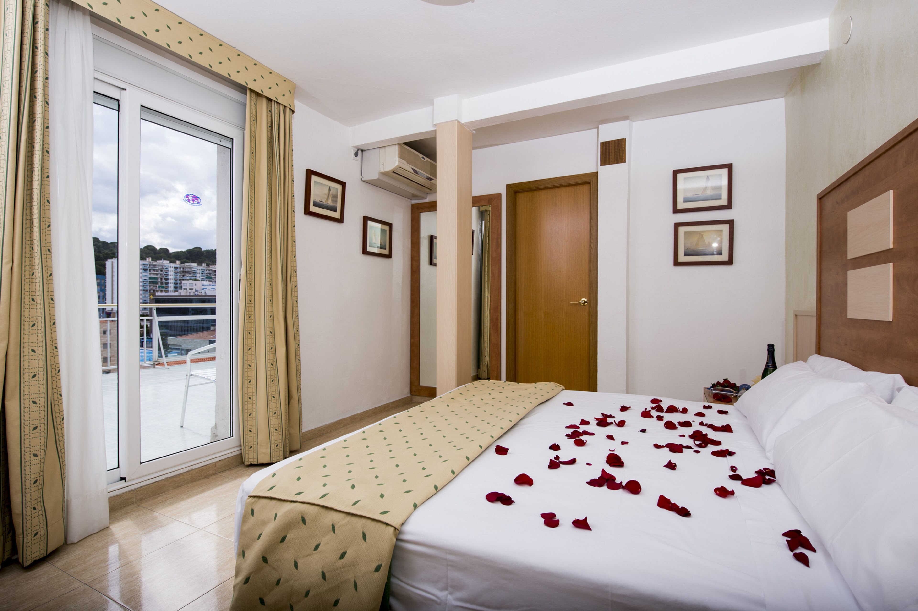 Photo - Hotel Internacional