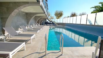 Outdoor pool, pool loungers