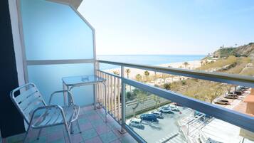 In-room safe, desk, free WiFi, bed sheets