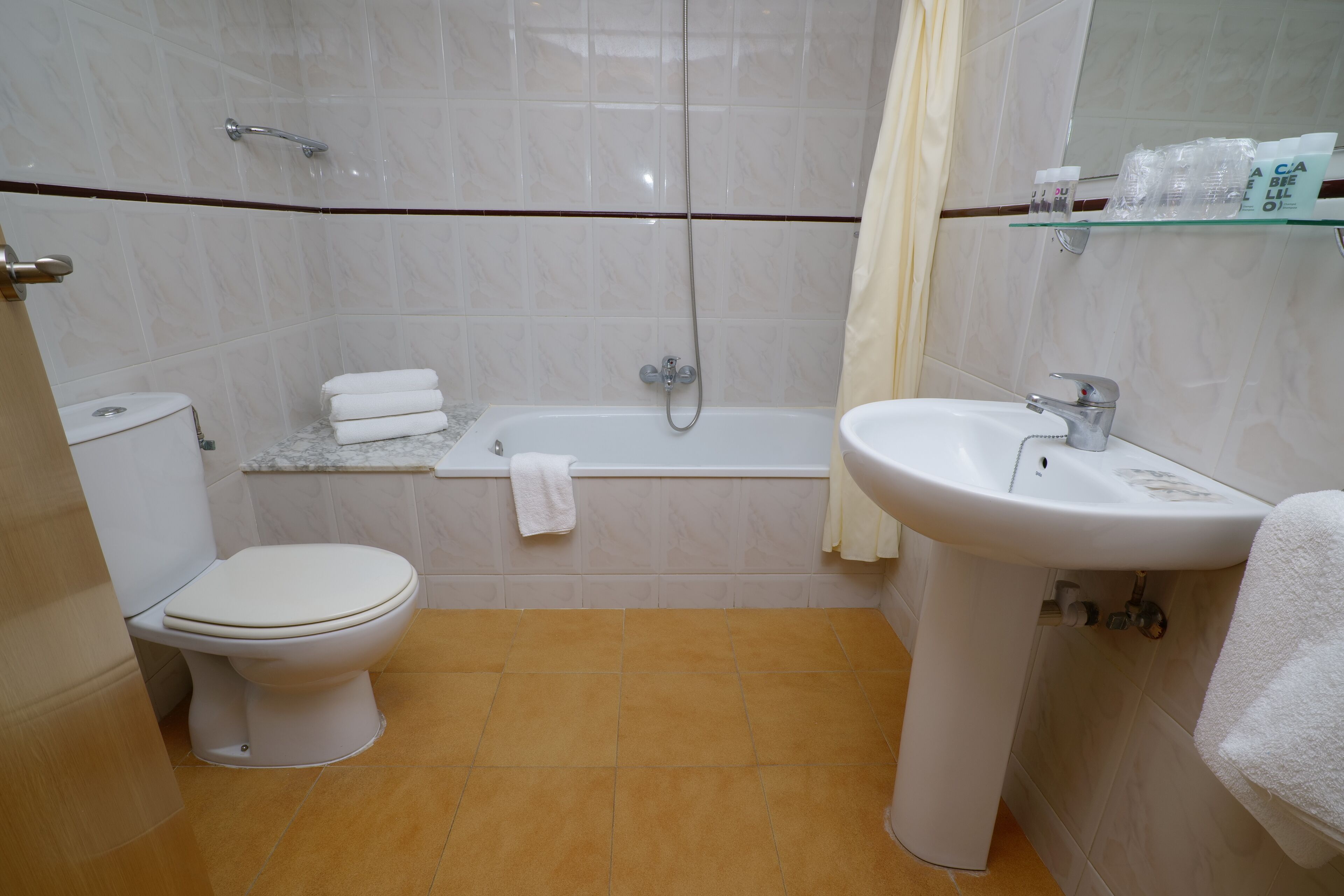 Photo - Hotel Internacional