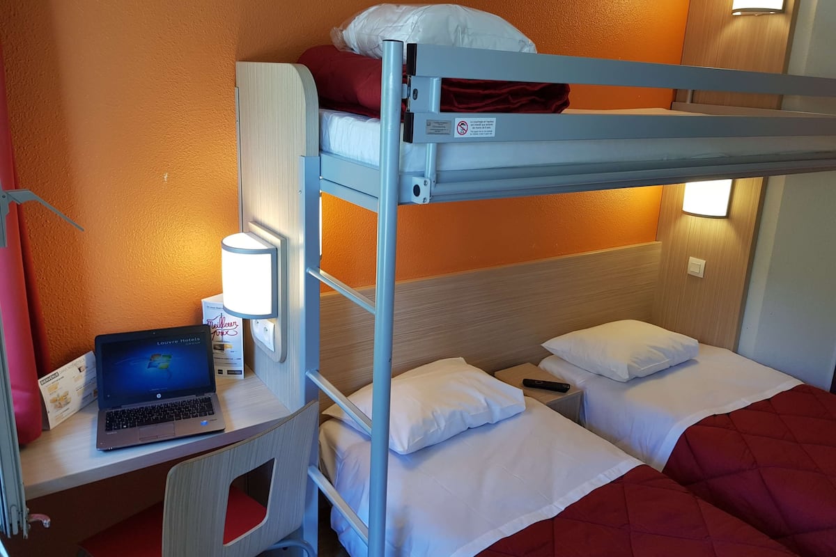 Desk, blackout drapes, soundproofing, free cribs/infant beds