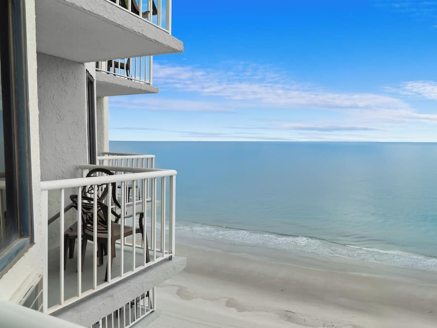 Oceanfront King room | Terrace/patio