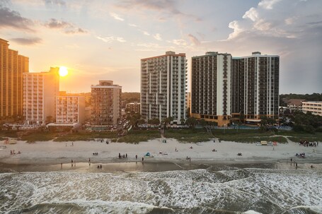 The Strand A Boutique Resort - Image 2